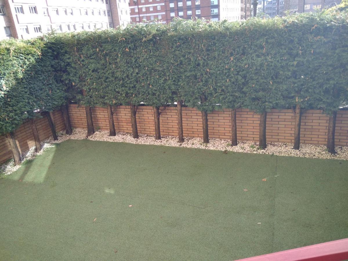 Апартаменты Jardines De Vinjoy Овьедо Экстерьер фото