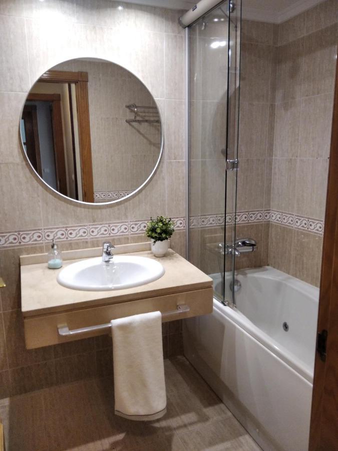 Апартаменты Jardines De Vinjoy Овьедо Экстерьер фото